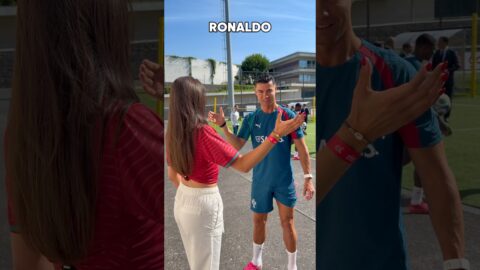 I Tried A Perfect Dap With Ronaldo 😳🤝